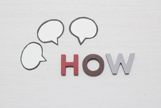HOWの文字と吹き出し
